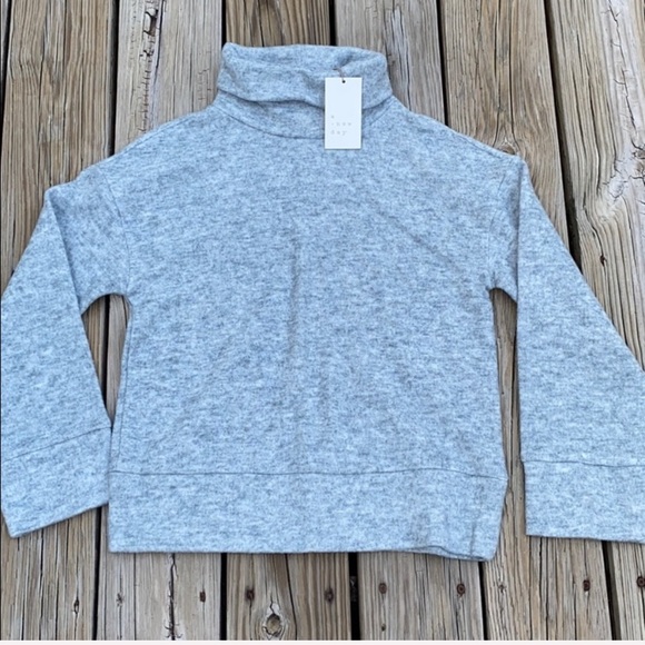 A New Day Fleece Pullover Sweatshirt 